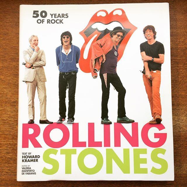 写真集「ROLLING STONES : 50 YEARS OF ROCK」 - 画像1