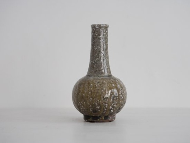 八塊柴窯工房　長頸瓶（Ｄ）
