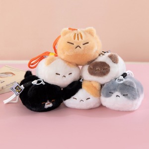 猫 ぬいぐるみ キーホルダー ふわふわ マスコット バッグチャーム 可愛い ネコ 小動物 キャラクター風 癒し系 もちもち 手触り 柔らかい おしゃれ プレゼント 子供 大人 通勤 通学 飾り