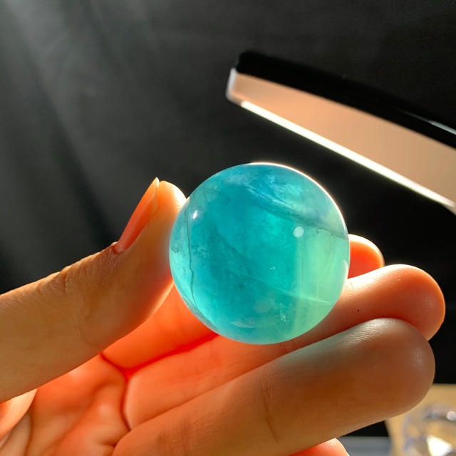 s137 ブルーグリーンフローライトスフィア