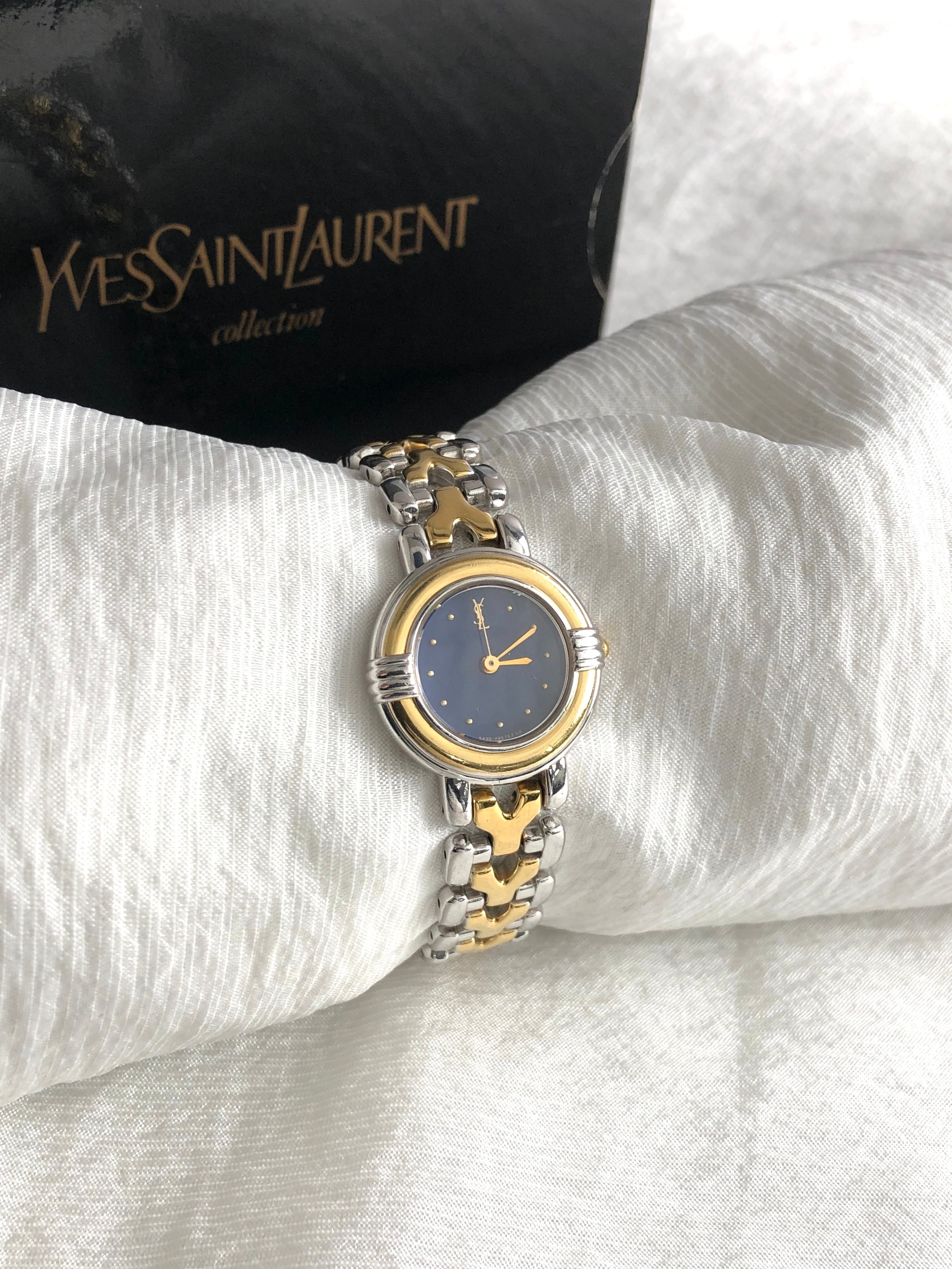 Yves Saint Laurent イヴ・サンローラン 腕時計 ゴールド×シルバー YSL