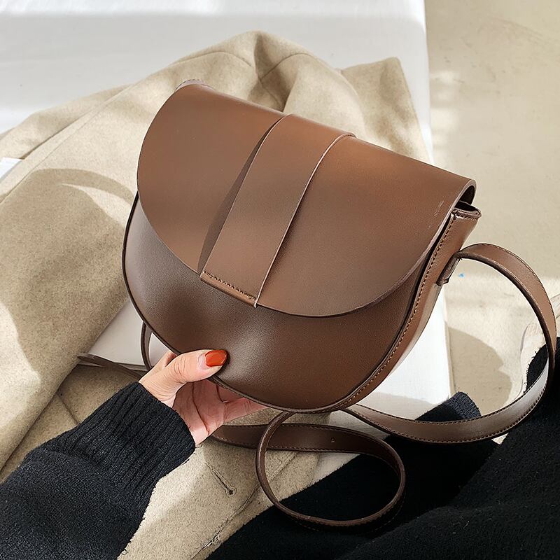 オータムウィンタースタンダードレッド レトロ 秋物 冬物 メッセンジャーバッグ サドルバッグ シートバッグ 手作りハンドバック57912814482