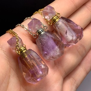 2.可愛いアメトリン・ミニ香水瓶