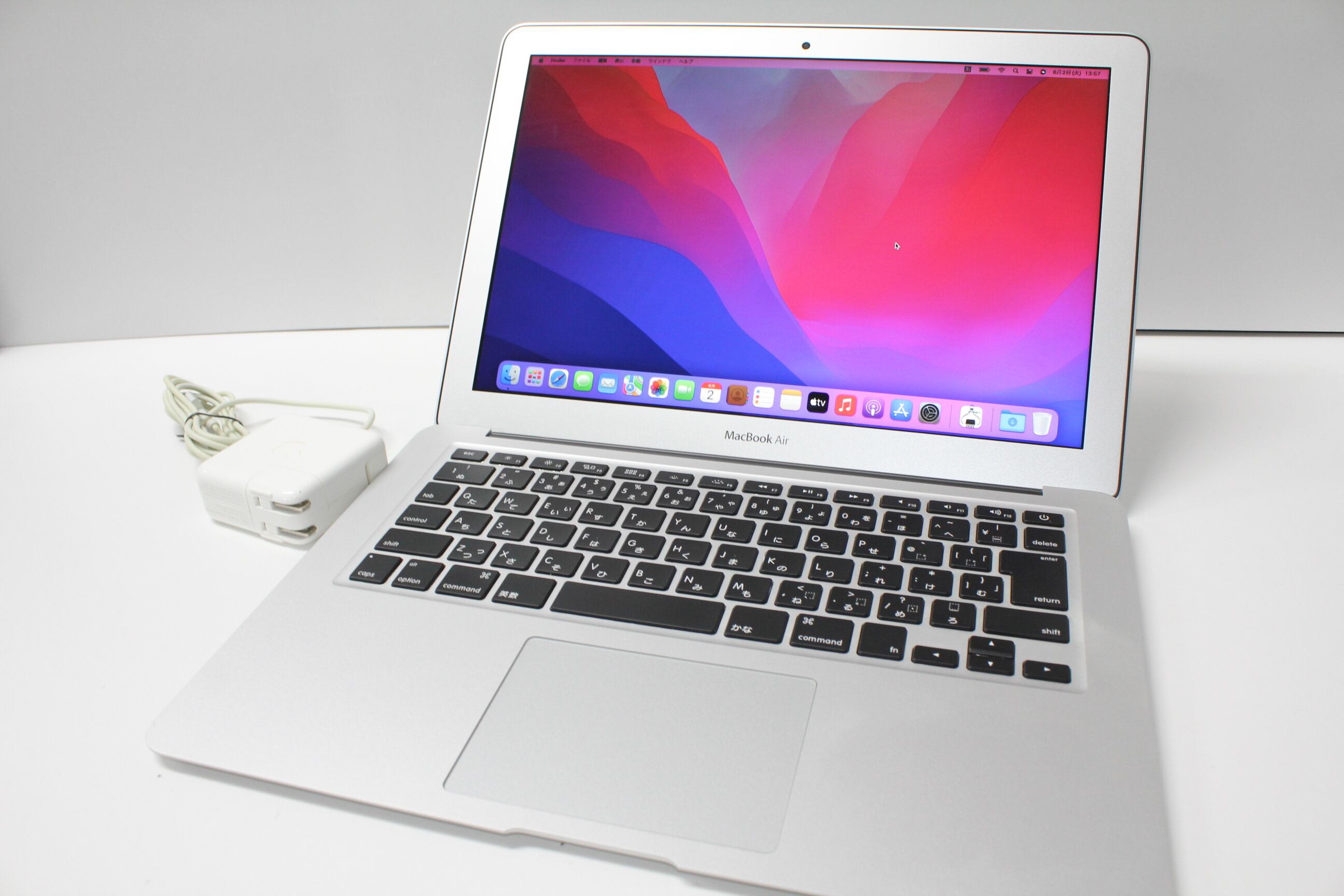 MacBook Pro（13インチ,2017,Thunderbolt 3ポートx 2）256GB/8GB