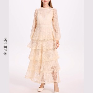 サークルレースエアリードレス　A3134