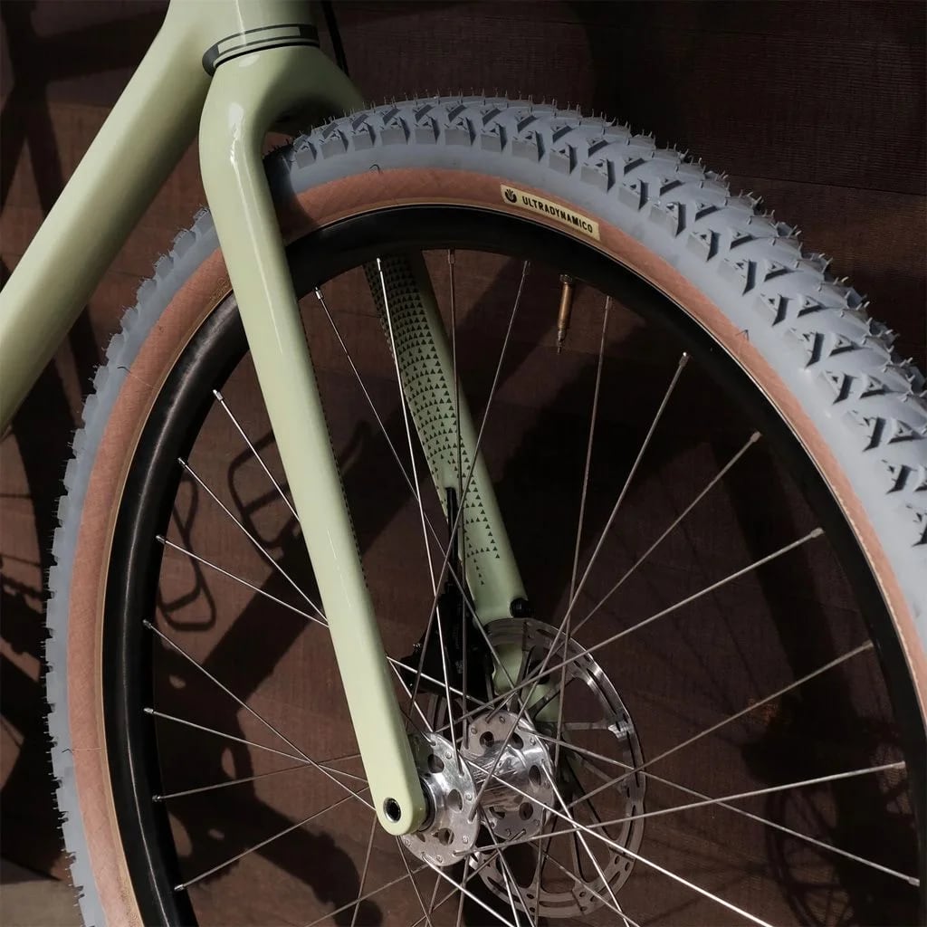 ULTRADYNAMICO* mars race tire (gray) 26