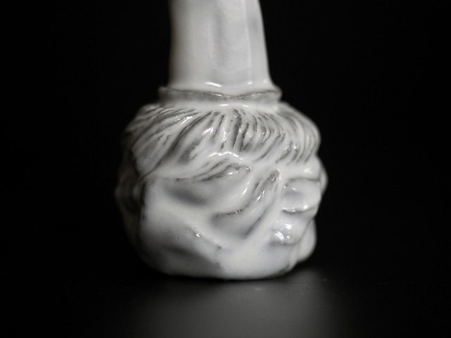 Etrange petite piece 401  手のオブジェ 『お喋りな貴婦人』 Ⅲ