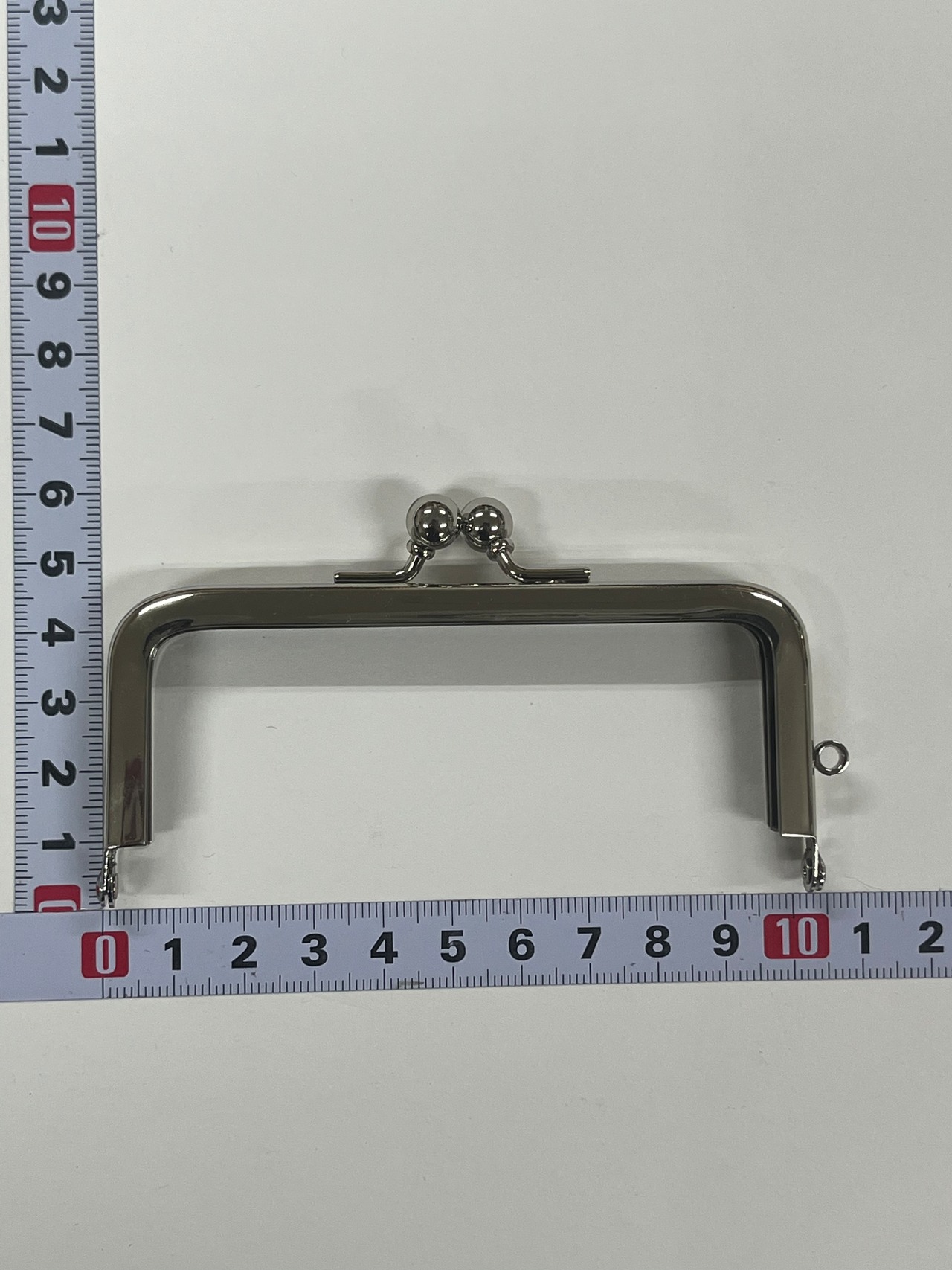 ３３×１５（横約10㎝×高さ約4.5㎝）　8㎜丸玉　ヨコカン（ニッケル）