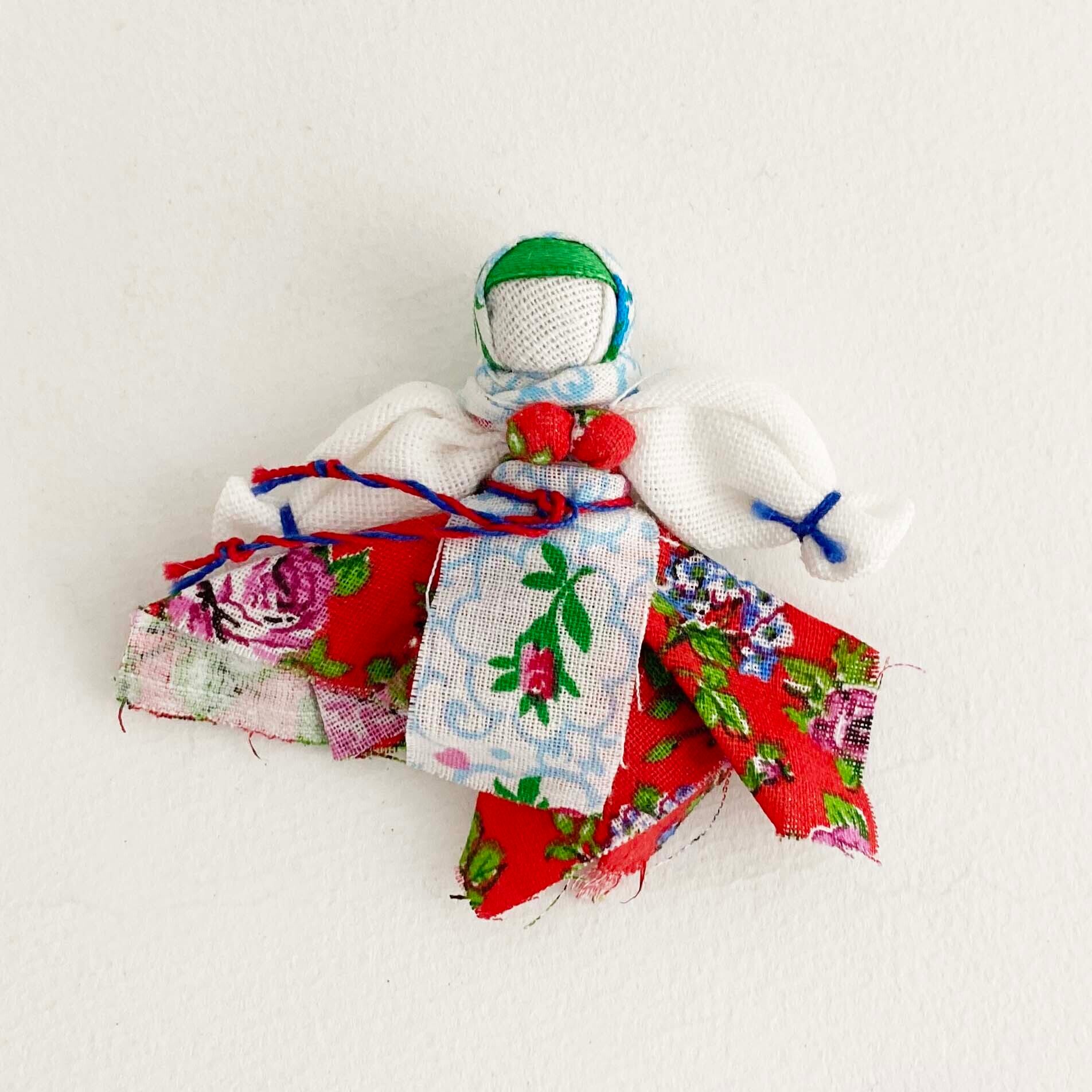 ロシアの布人形（薔薇）