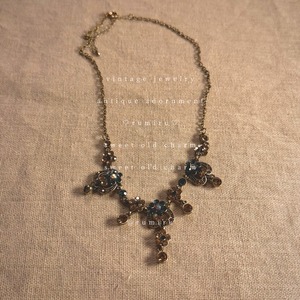 ハンドメイド アンティーク ブルー きらめき レトロ ネックレス