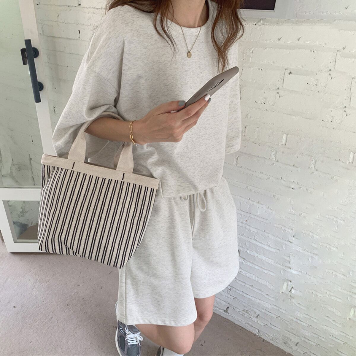 スウェット セットアップ レディース 韓国 上下セット 半袖 ショートパンツ ルームウェア 部屋着 シンプル 大人 カジュアル リラックス ゆったり 夏服 夏 大人可愛い 大人女子