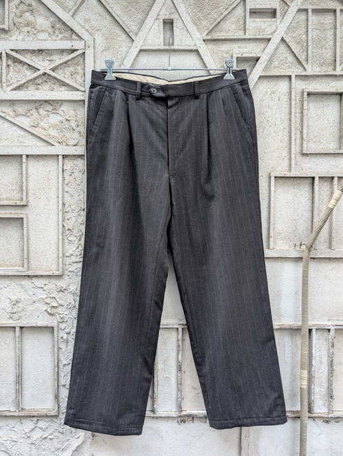 "CHIRISTIAN DIOR" stripe slacks