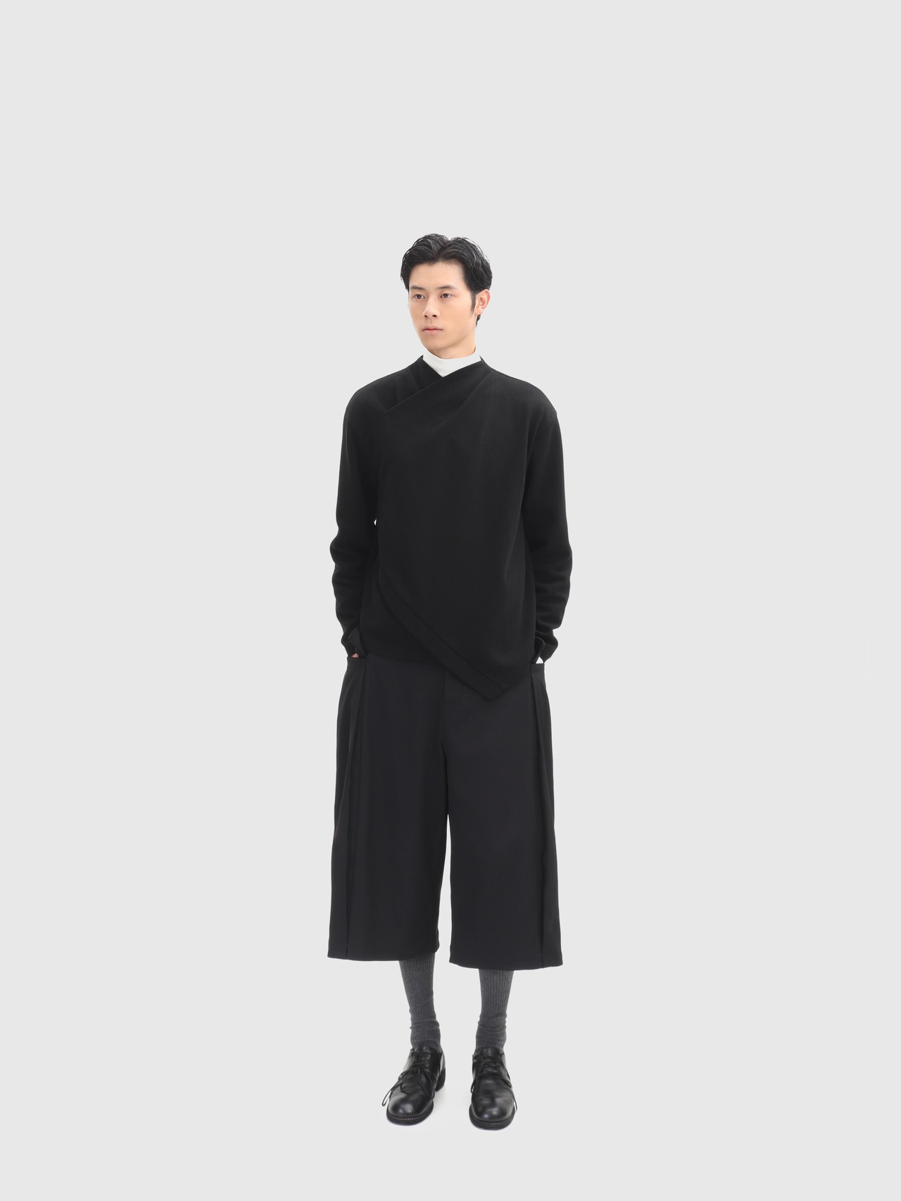 Nothingnoth 24SS Asymmetrical Hem Long Sleeve