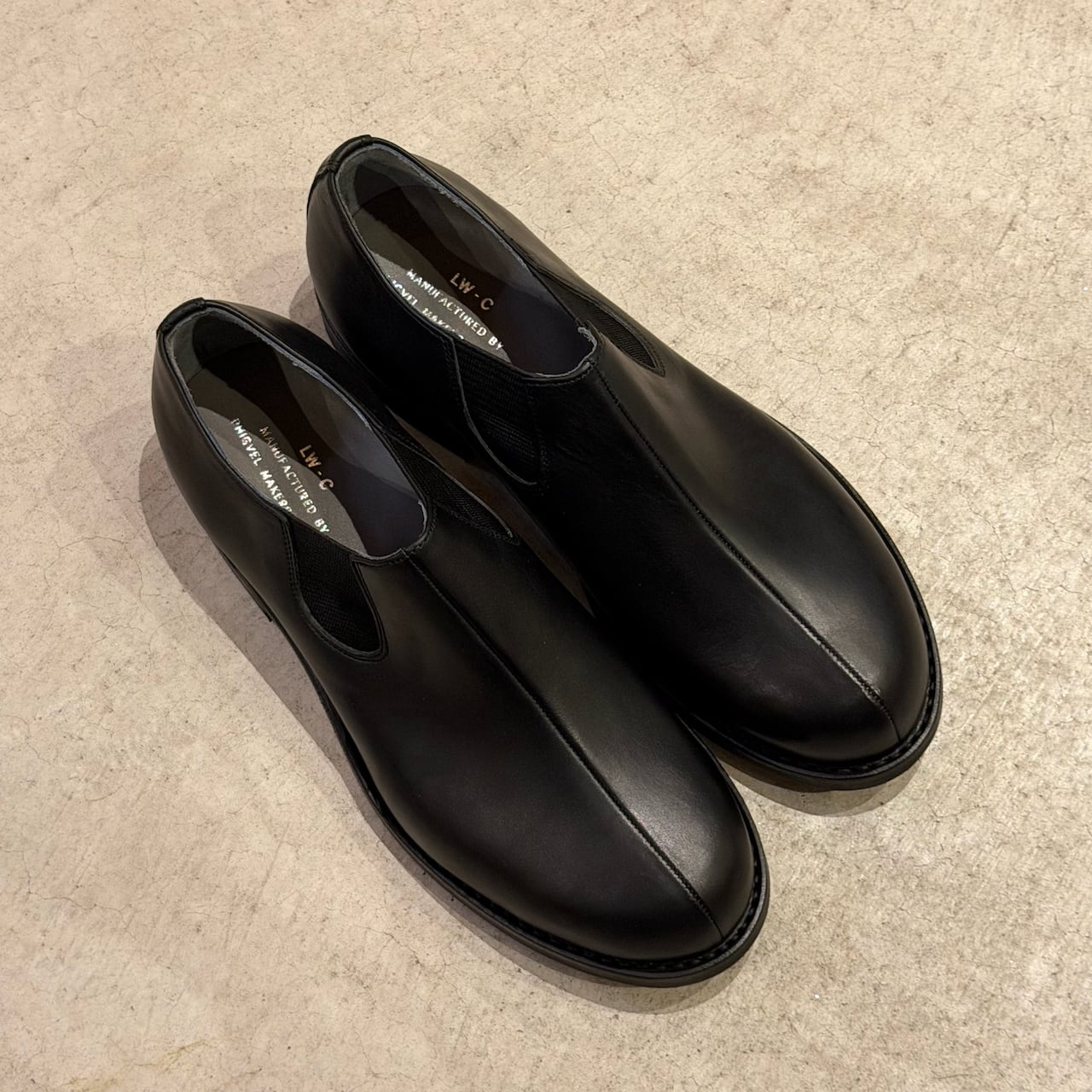 LADY WHITE × PHIGVEL SPLIT SEAM SHOE | HUMAN and THINGS