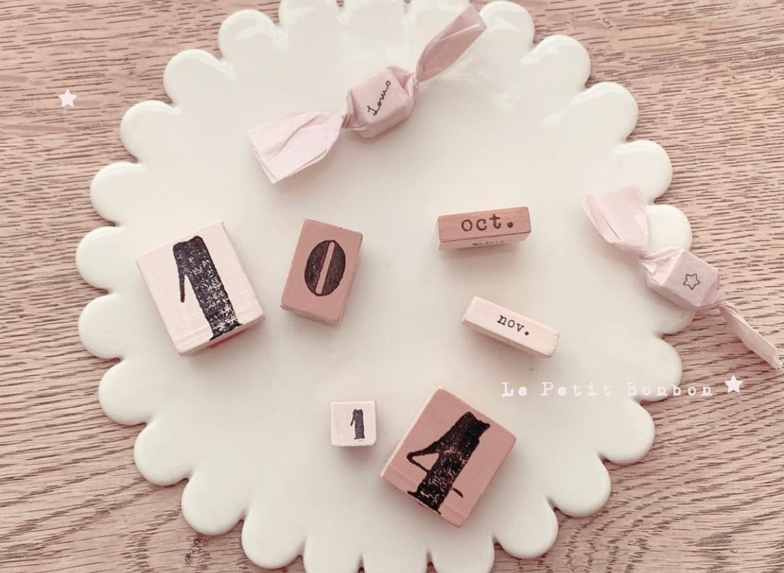 no.1)(A) antique french 「12mois」 ♡stamp (アンティーク no.1)(A) antique french 「12mois」 ♡stamp (アンティーク