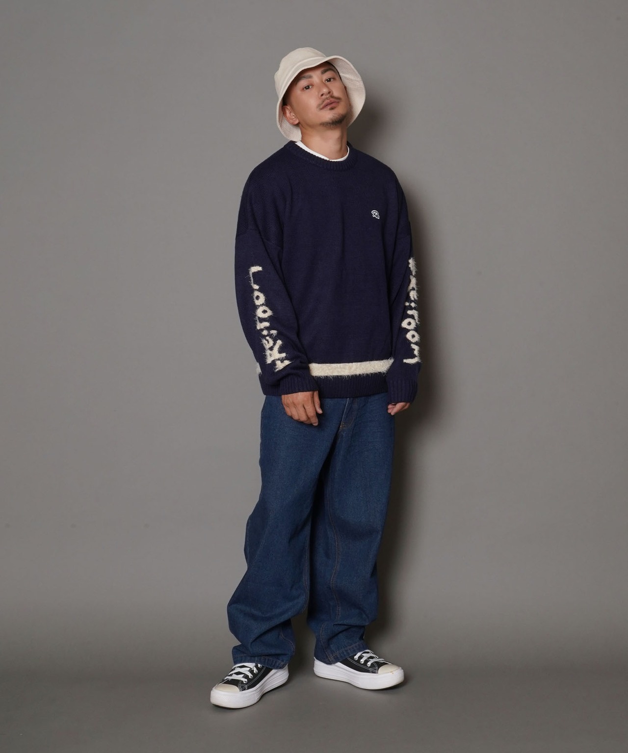 【#Re:room】WOOL SHAGGY ARM LOGO CREW KNIT［REK114］