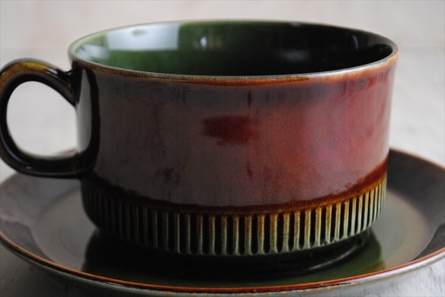 希少色！ スウェーデン製 Upsala Ekeby Gefle olive カップ＆ソーサー 