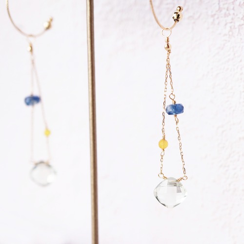 K10 Green amethyst charm　/　天然石　グリーンアメジスト　華奢　きれいめ　ピアス　イヤリング　チャーム