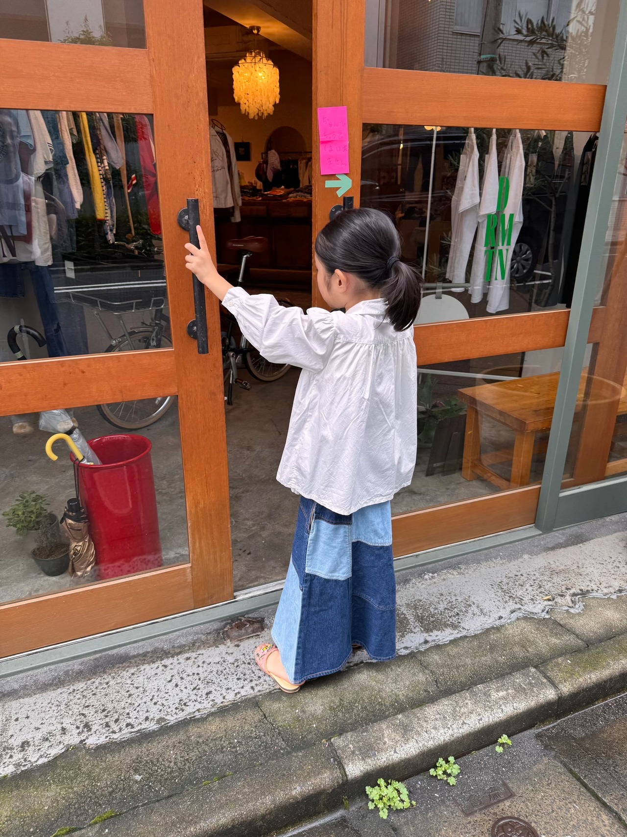【kids】 NINO CERUTTI スモッキング刺繍ブラウス