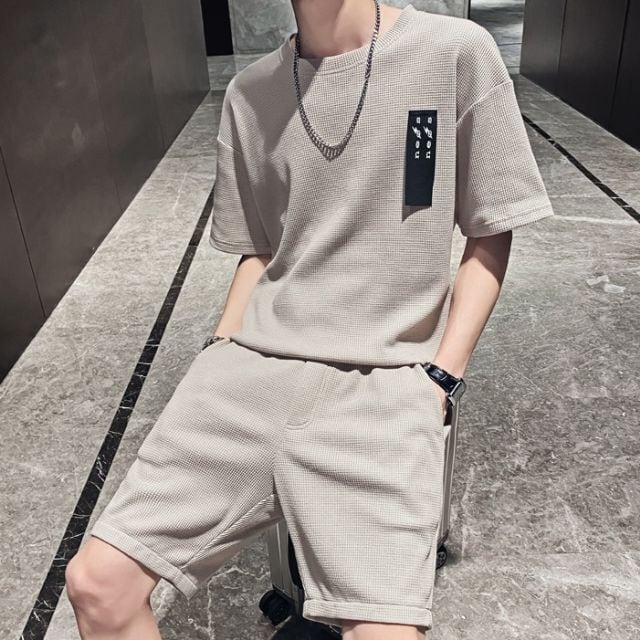【予約販売】メンズ セットアップ 上下 半袖 ハーフパンツ ストリート ホワイト ベージュ グレー 部屋着 ジム 韓国 スポーツウエア カジュアル 春 夏 大きいサイズ M/L/XL/2XL/3XL