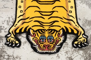 Tibetan Tiger Rug 《Sサイズ•ウール・オリジナル3・シグネチャーイエロー321》チベタンタイガーラグ