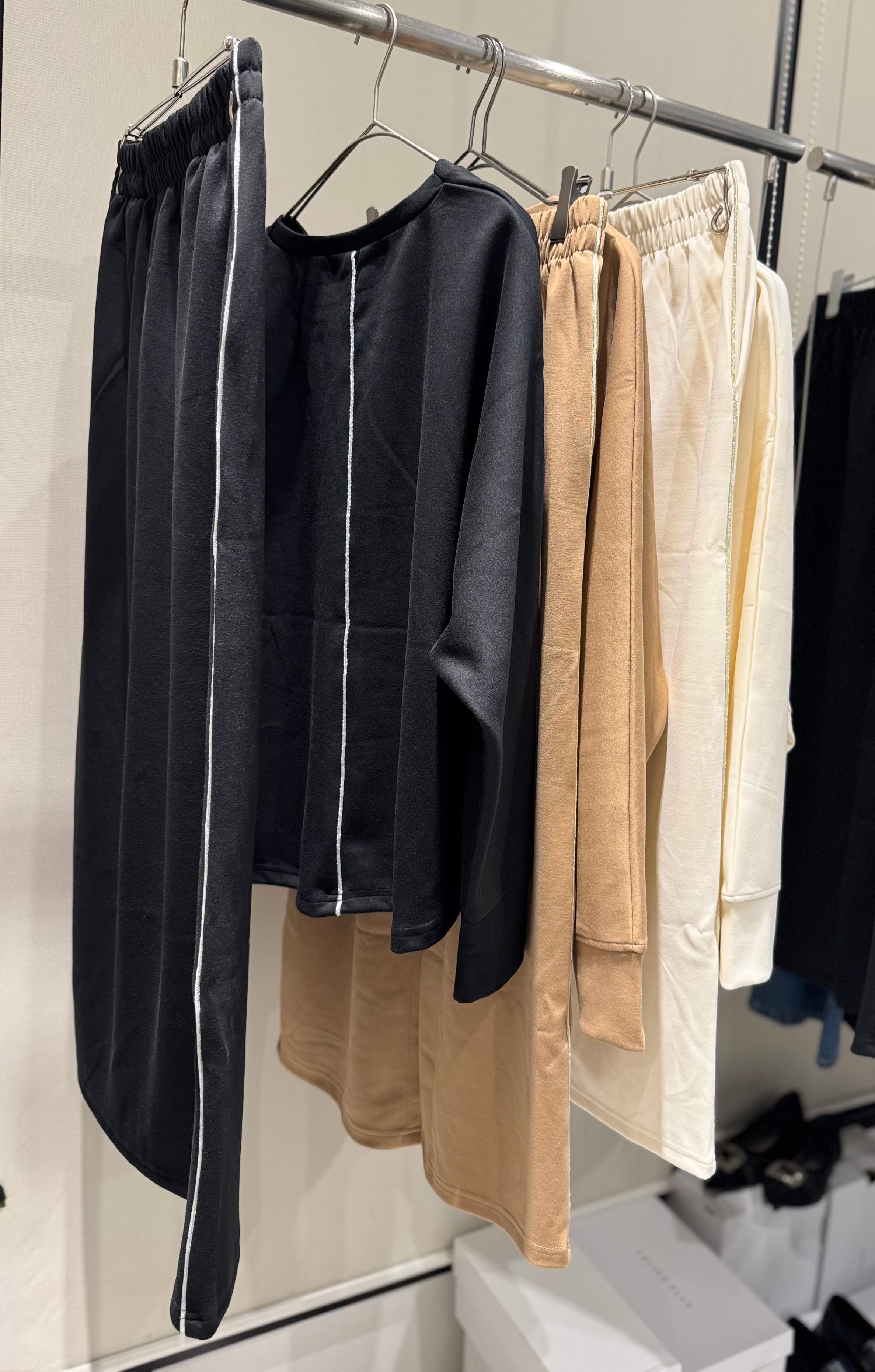 【SELECT】ラメパイピングダンボールセットアップ