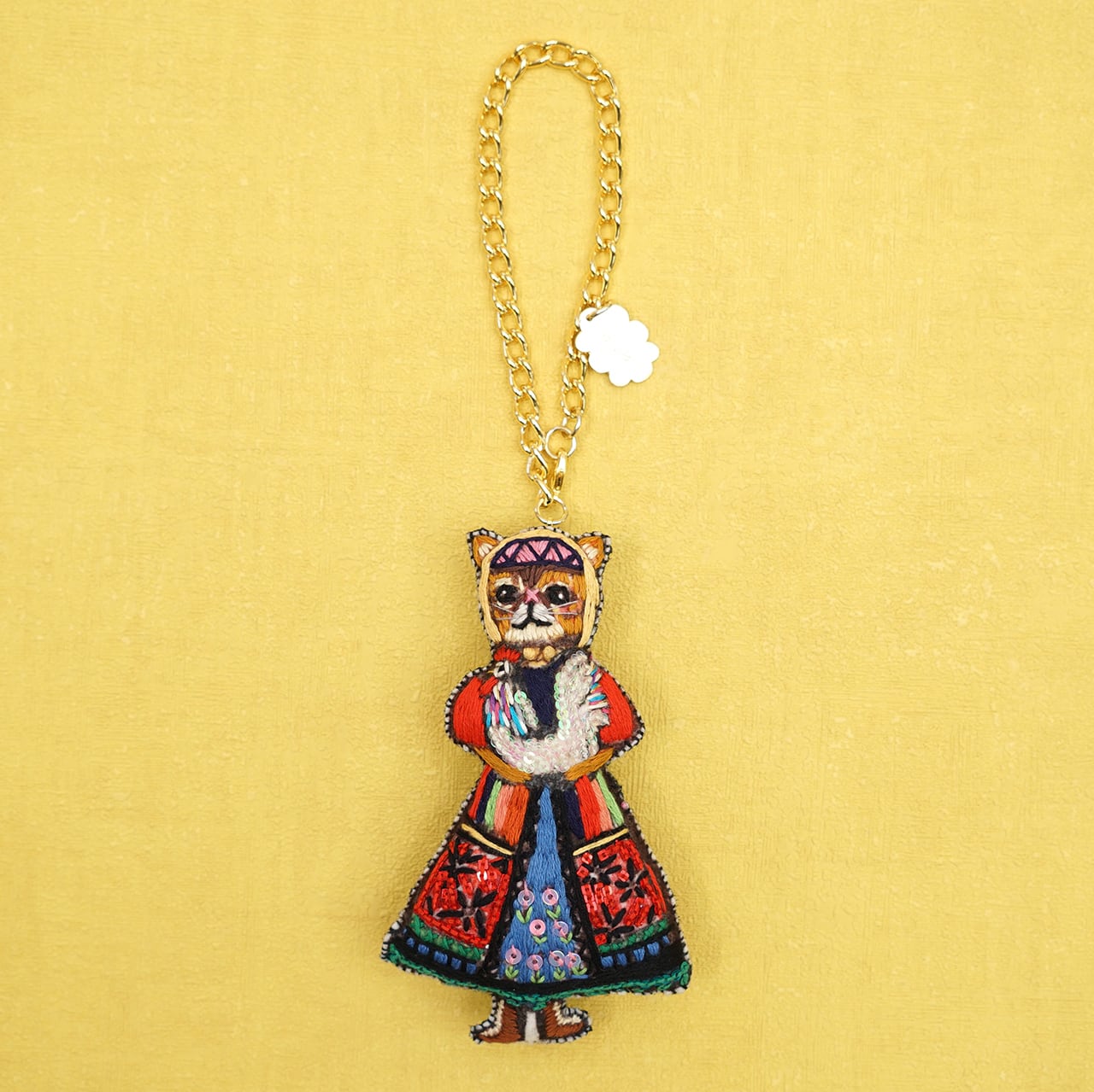 刺繍バッグチャームブローチ Folkloreanimals Exoticcat | tamaobazaaar