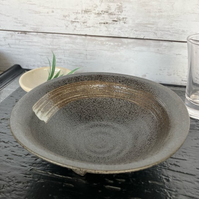 黒結晶刷毛三つ足刺身鉢【日本製】