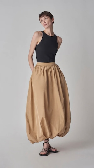 CO -Volume Skirt in Taffeta- : BUTTERSCOTCH,