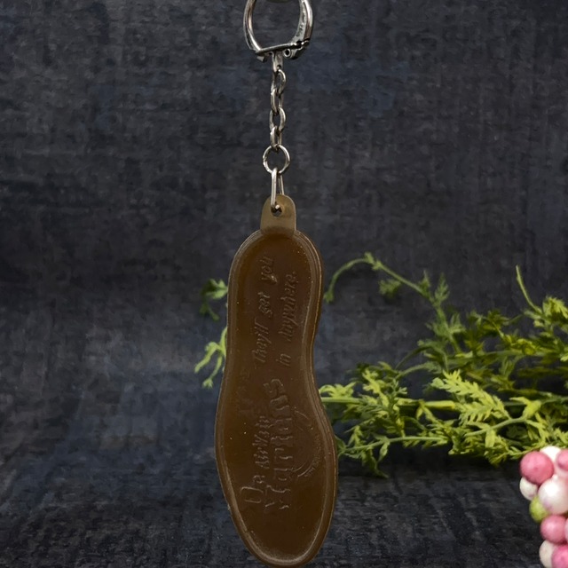 フランス ヴィンテージ フレンチ キーホルダー レトロ 広告ノベルティ 雑貨 2410021-5