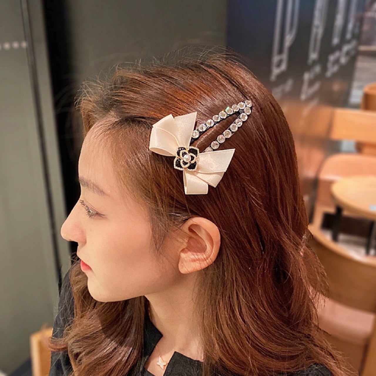 フラワーラインストーンヘアークリップ《2color》 |