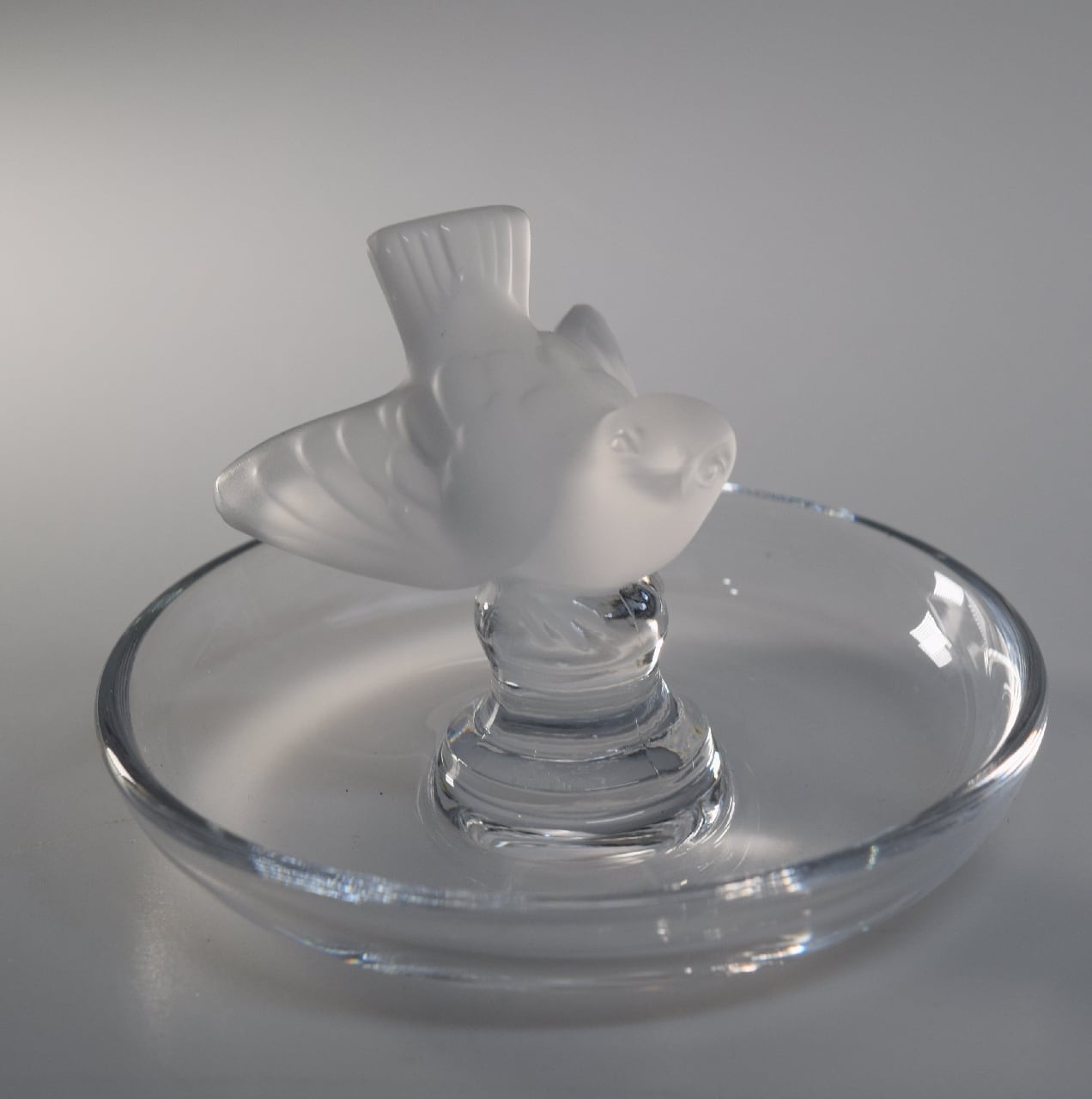 ラリックLalique鳩のリングトレイ•アクセサリー小物入れ LALIQUE