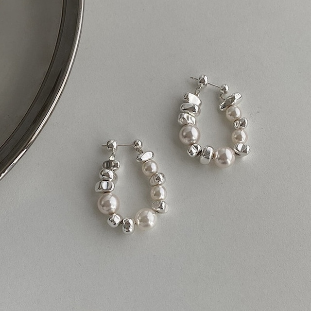 silver and pearl pierce 10951