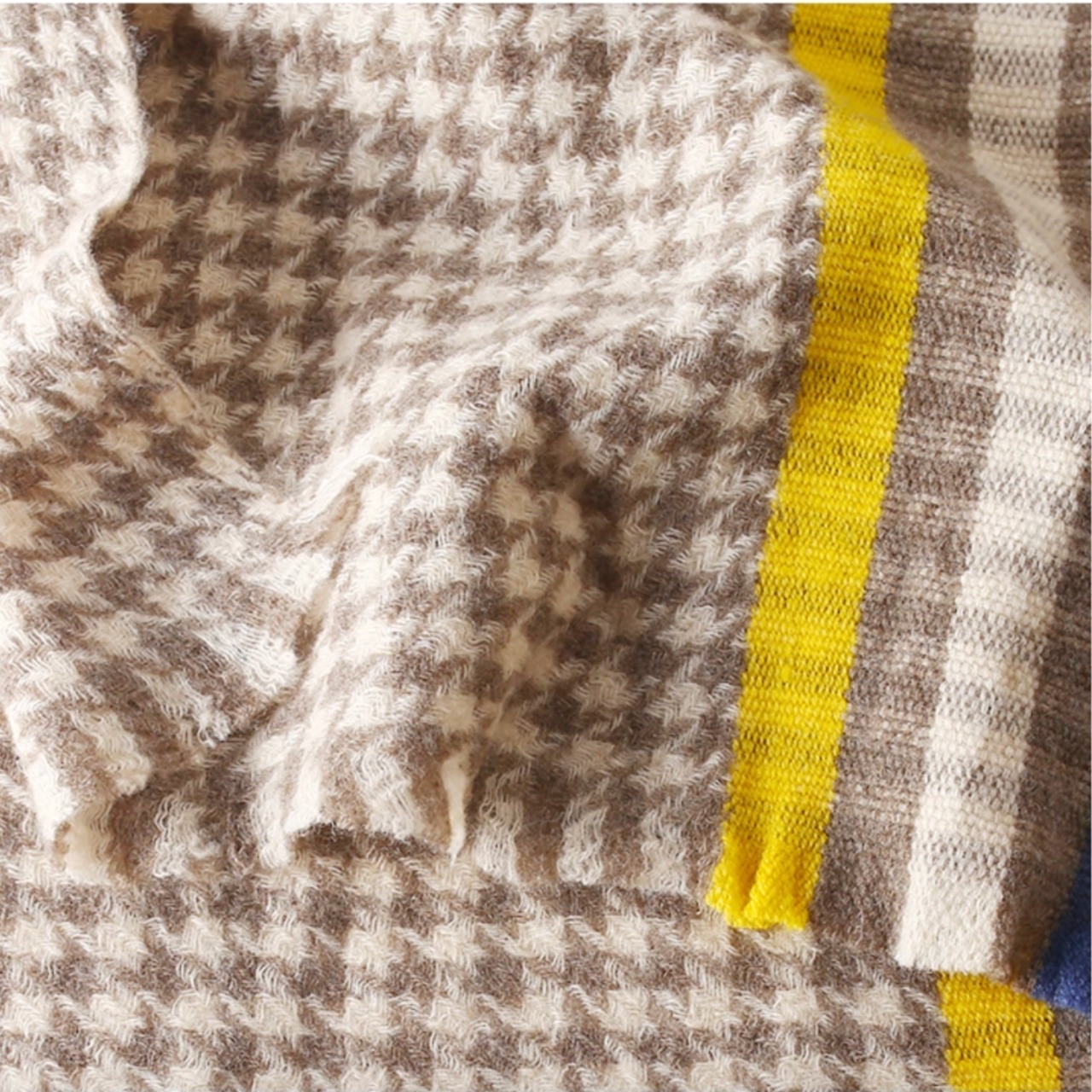 千鳥格子柄 ウール混紡 フリンジ付き マフラー 00039・画像6