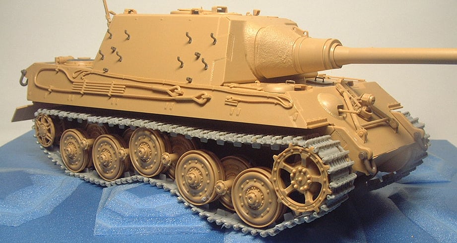 【ヤスたん様おまとめ専用】1/35 ロシア T-62 主力戦車 ＆タイガー Ⅰ ヤスたん様おまとめ専用】1/35 ロシア T-62 主力戦車 ＆タイガー Ⅰ