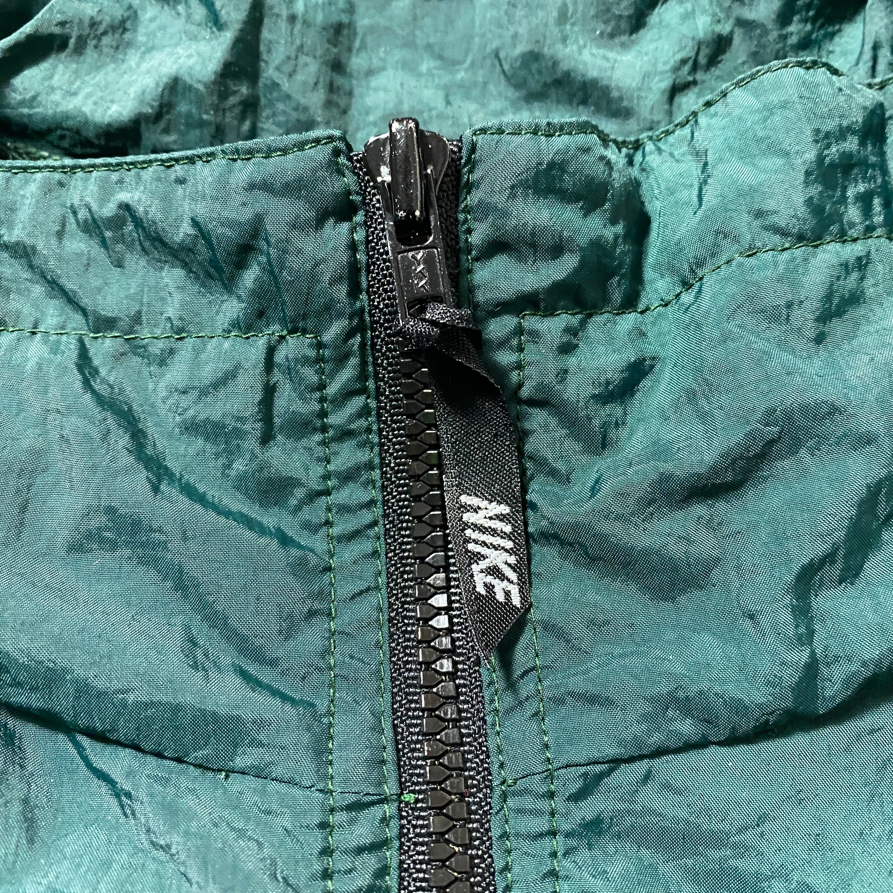 90s NIKE ナイキ スウォッシュ 刺繍 ナイロンジャケット 古着 90年代 NIKE ナイキ スウォッシュロゴ刺繍 ナイロンジャケット メンズL