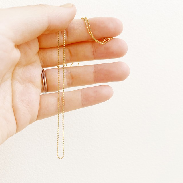 Ballchain necklace -gold-