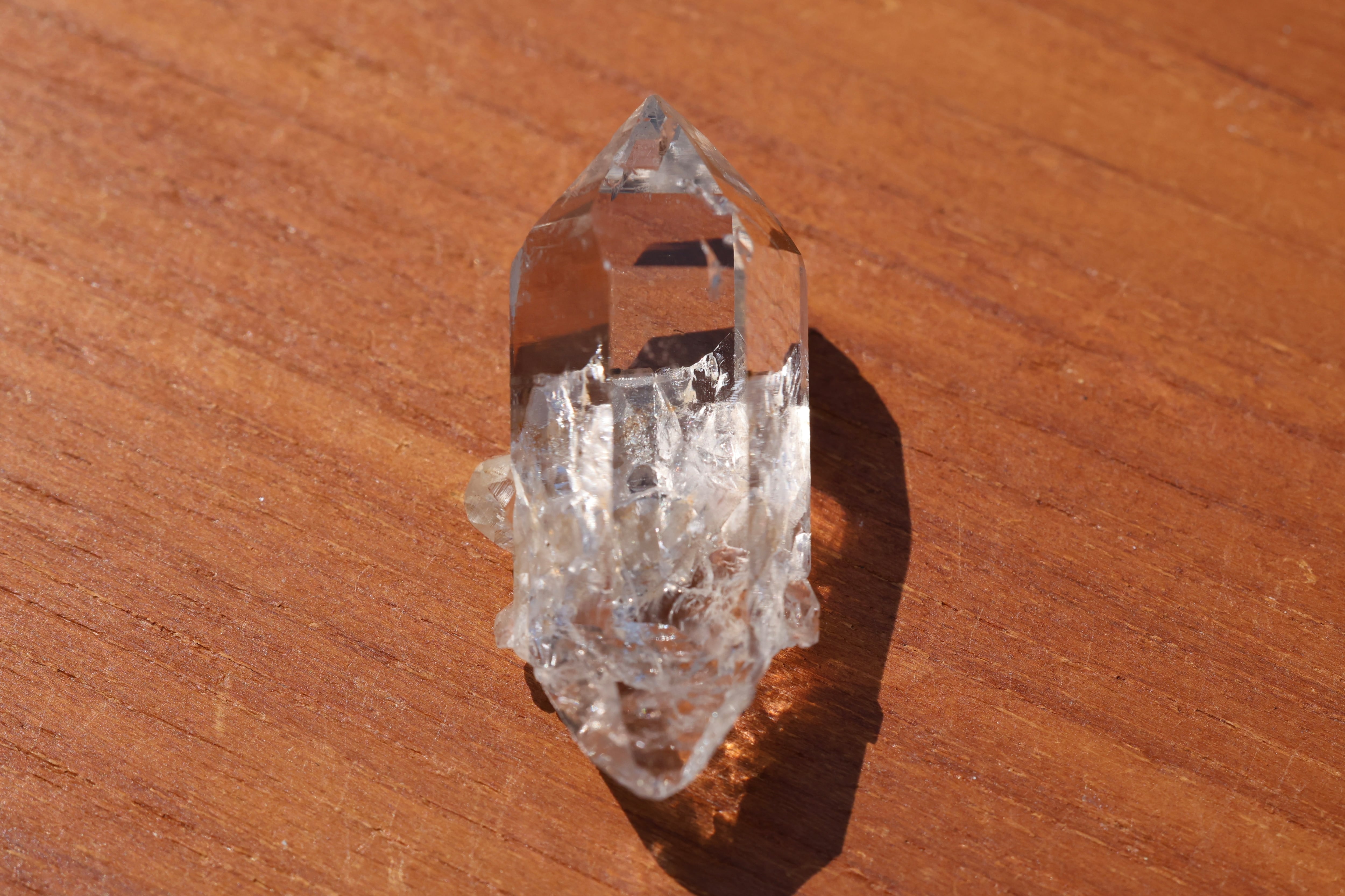 ヒマラヤ水晶 サインジ産 | 石垣島の夜光貝とヒマラヤ水晶 Laphus