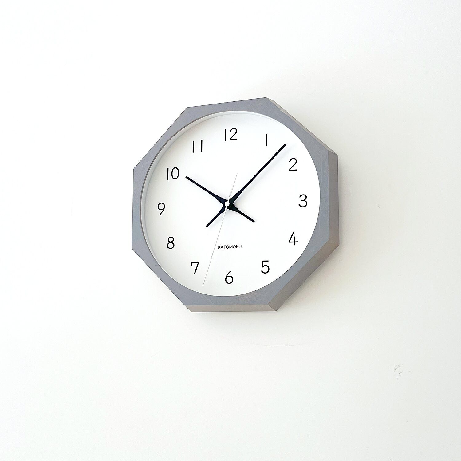 KATOMOKU muku clock 13 八角形 グレー km-104GR8 掛け時計 | 加藤木工