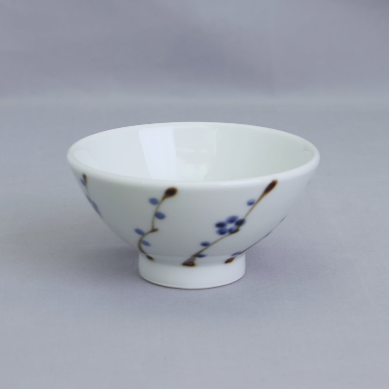 砥部焼 千山窯 茶碗（小） 小梅