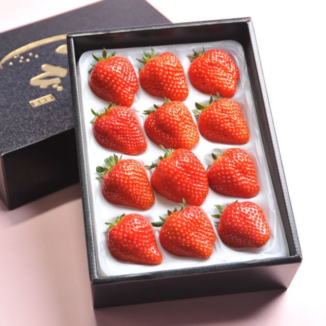 Premium】大粒うまいちご ―雅― ※税込み送料無料※販売期間終了時期は