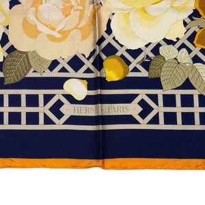 HERMES carre 90 “ROSERAIE”