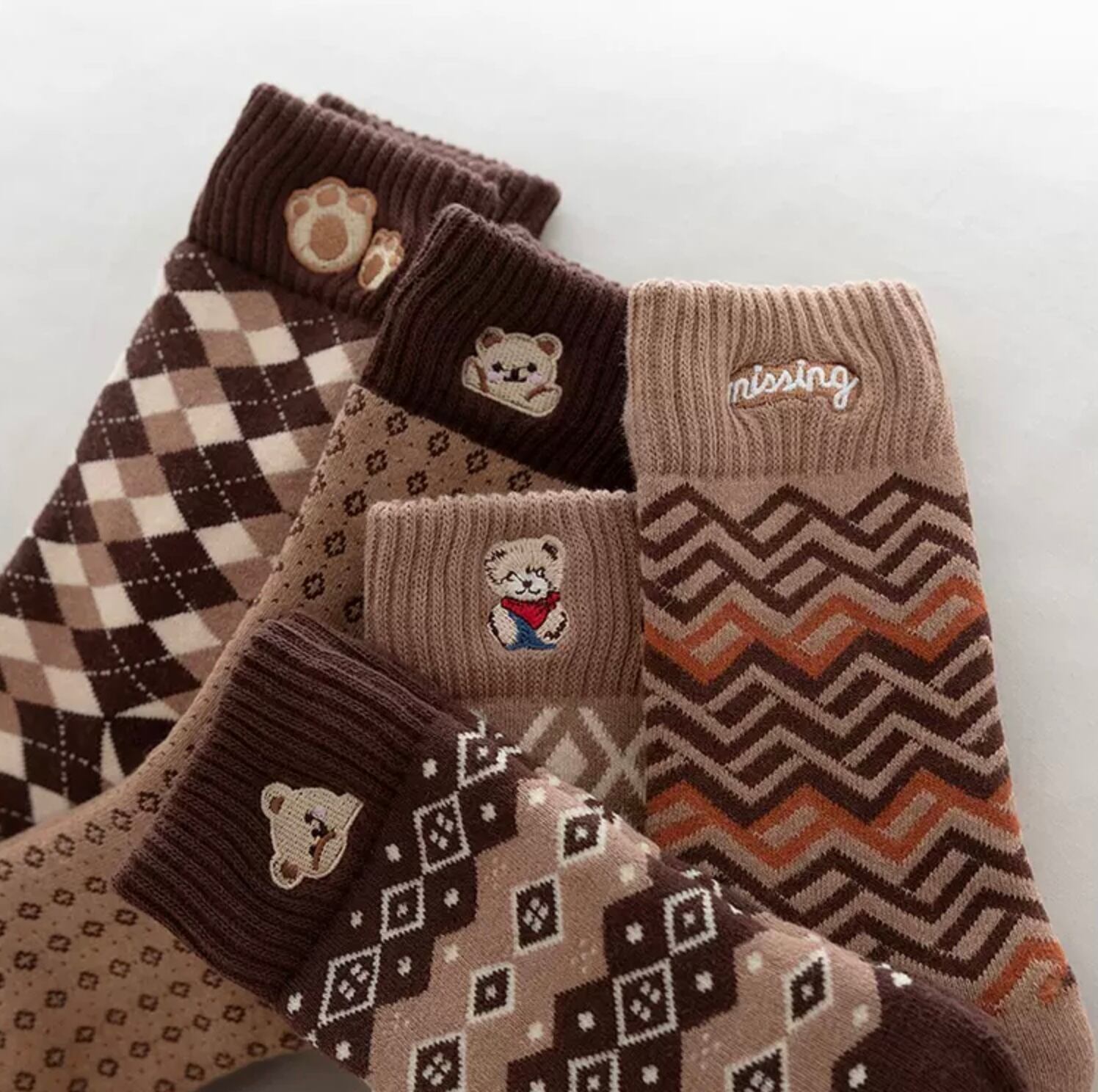 レトロ柄 くまさん 靴下 選べる 2足セット クルーソックス アーガイル チェック ノルディック 花 北欧 レトロ ガーリー 学生 かわいい Lamitte Deco トレンド 韓国ファッション ショップ Base店