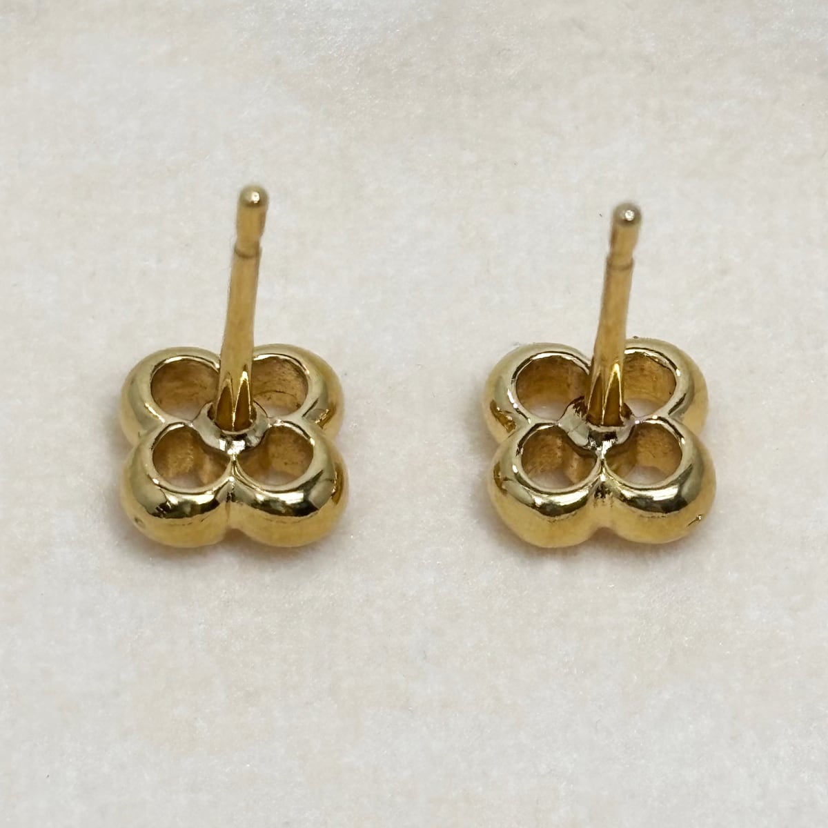 中古】 ルイヴィトン ピアス 両耳用 フラワーフル M68131 LVフラワー