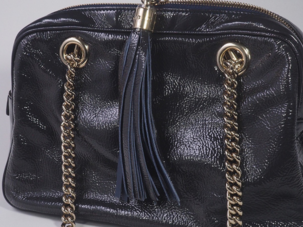 グッチ GUCCI ソーホー インターロッキングG パテント チェーン 