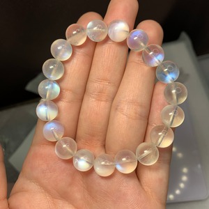 透明度抜群♪ペリステライトブレスレット
