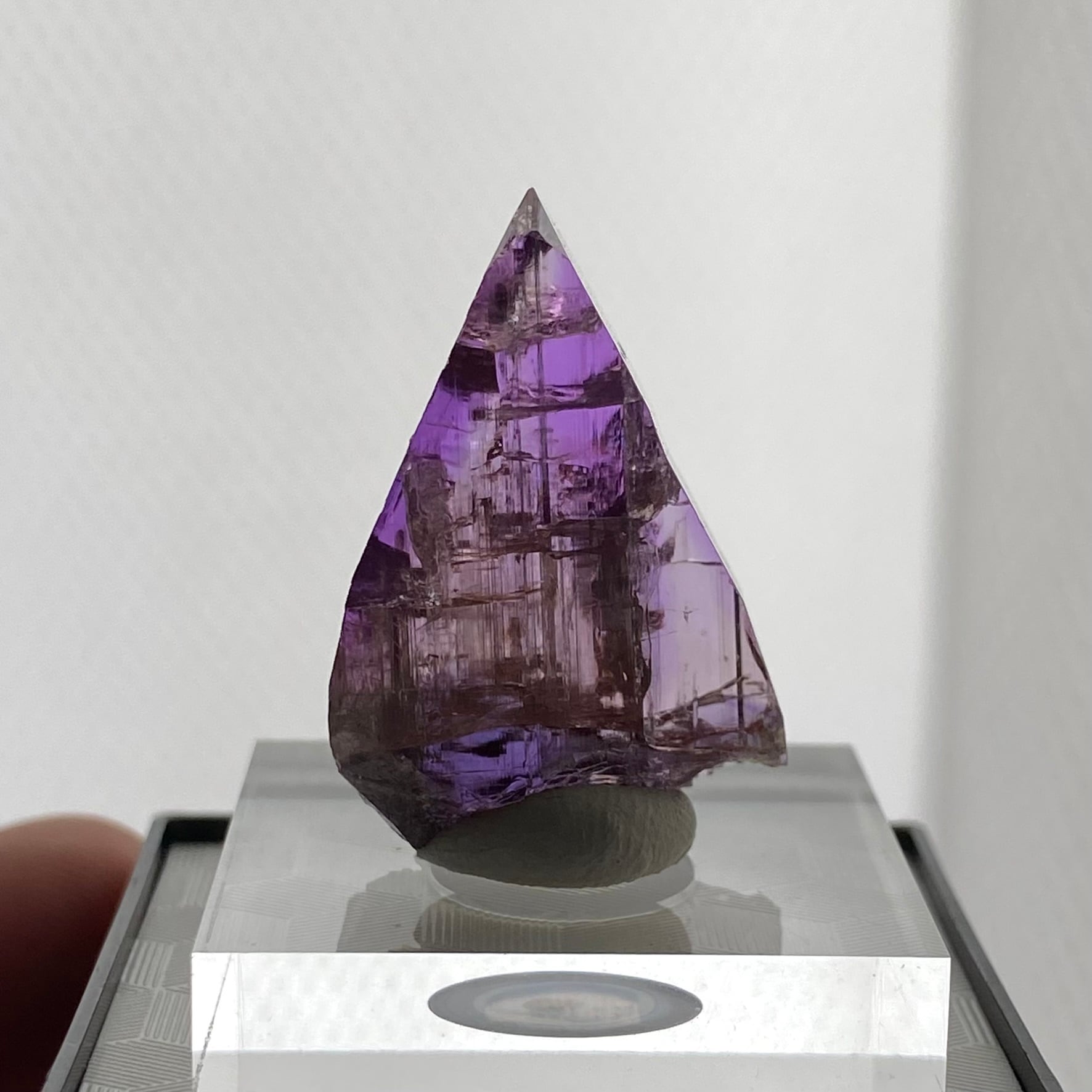 ピンクタンザナイト【Tanzanite】タンザニア産 | PEANUTS MINERALS