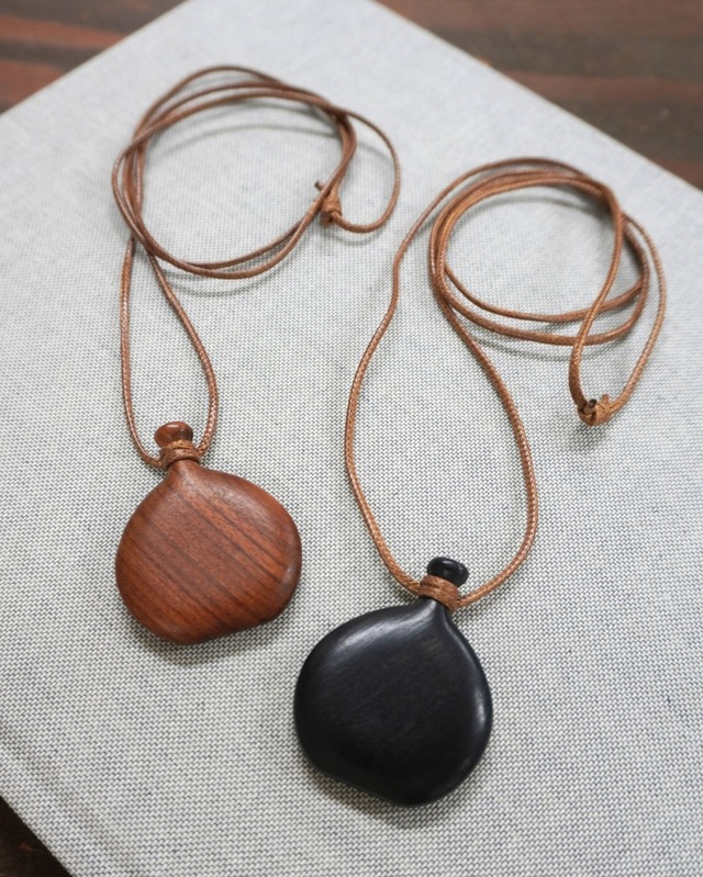 ウッドボトルネックレス　5840044