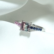 バイカラートルマリン 0.7ct リング pt900