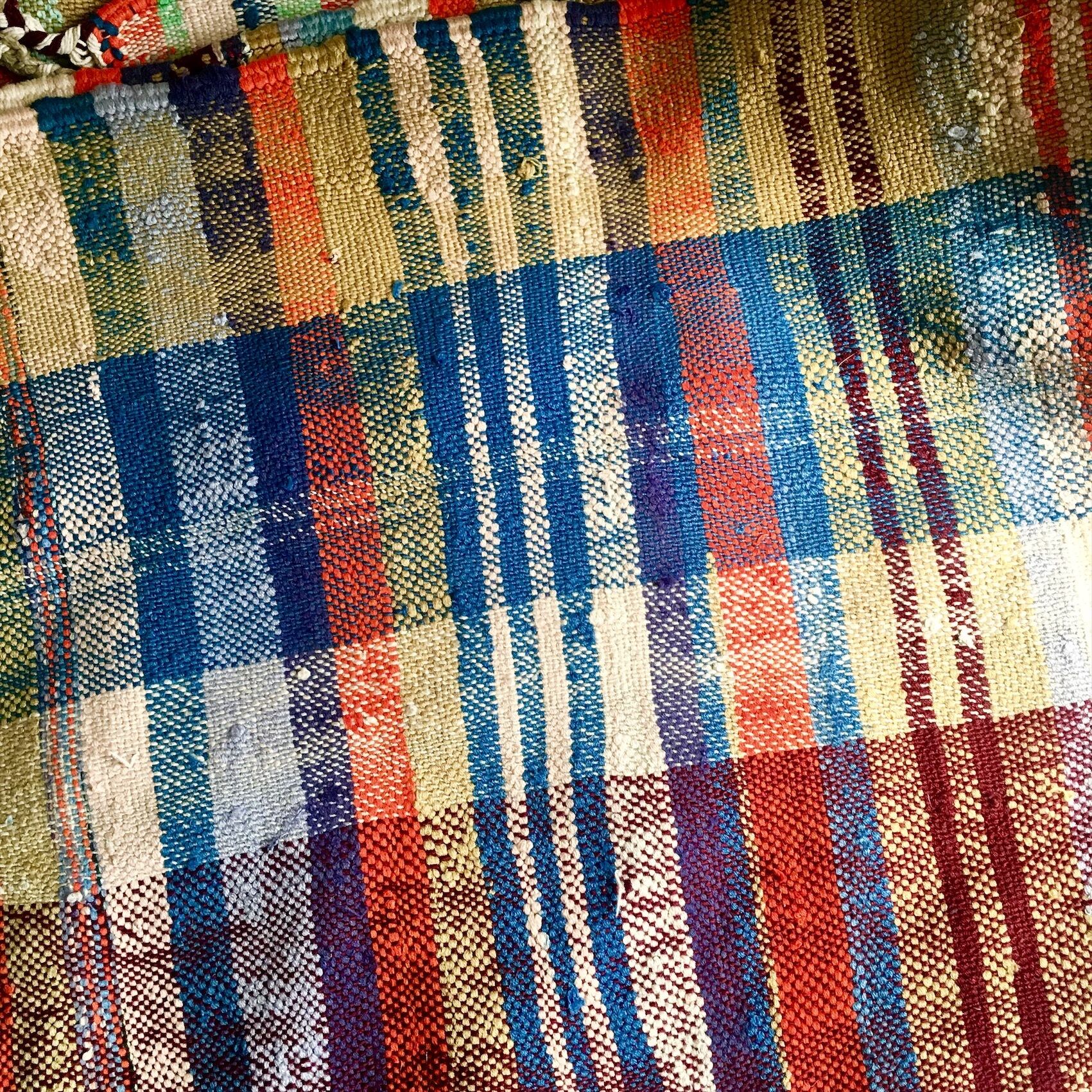 モロッコの古い手織りのファブリック | モロッコの暮らしと手しごと